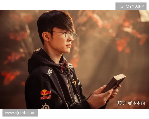 《英雄联盟全球总决赛迎来新冠军诞生,赛季终结引发电竞圈热议》 《英雄联盟全球总决赛迎来新冠军诞生,赛季终结引发电竞圈热议》