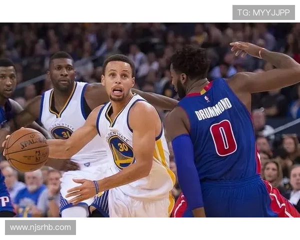 勇士队连胜势头不减 库里带队击败强敌迎接季后赛挑战