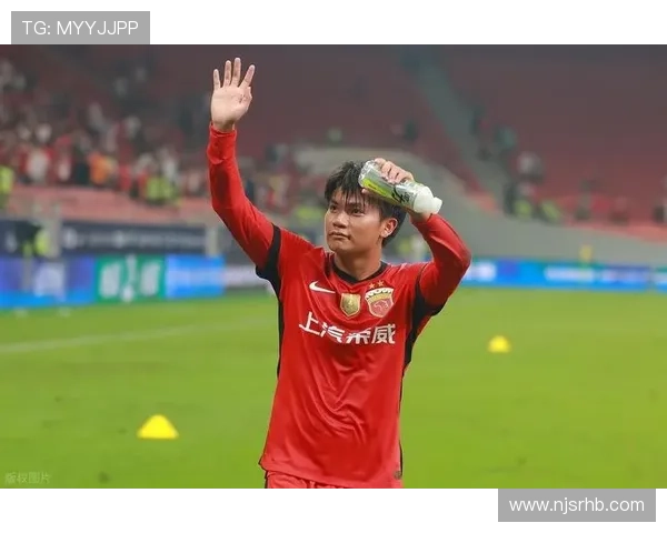 国足热身赛再现高光表现年轻球员爆发助力球队迎来三连胜 国足热身赛再现高光表现年轻球员爆发助力球队迎来三连胜