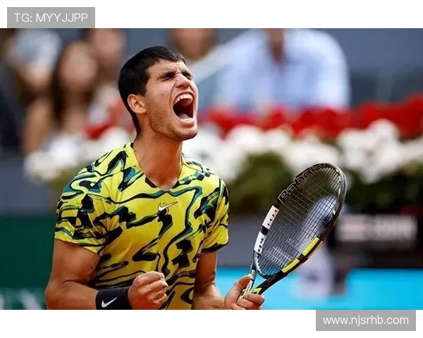 德约科维奇逆转夺冠再创网球传奇新纪录年轻一代挑战格局愈发激烈 德约科维奇逆转夺冠再创网球传奇新纪录年轻一代挑战格局愈发激烈