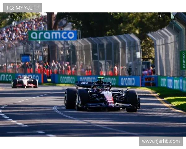 新赛季F1车队争冠格局突变引发车迷热议与专家深度解析前景走向