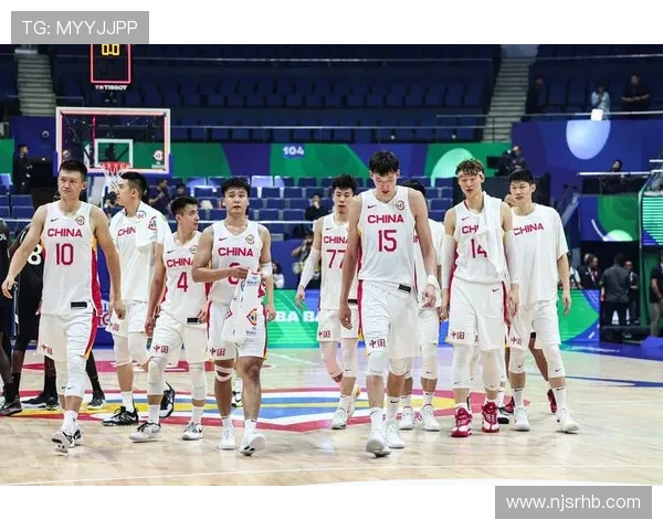 篮球世界杯精彩回顾:中国队力克对手晋级八强,展现强大团队精神