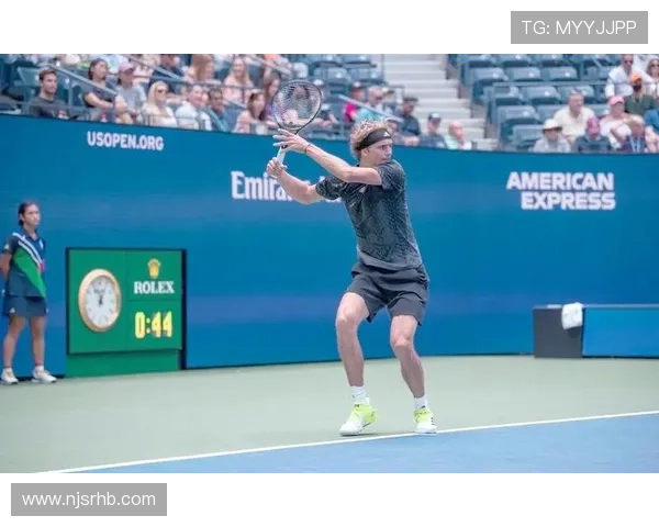 网球赛场风云再起 新星崛起与老将争锋激烈上演精彩对决 网球赛场风云再起 新星崛起与老将争锋激烈上演精彩对决